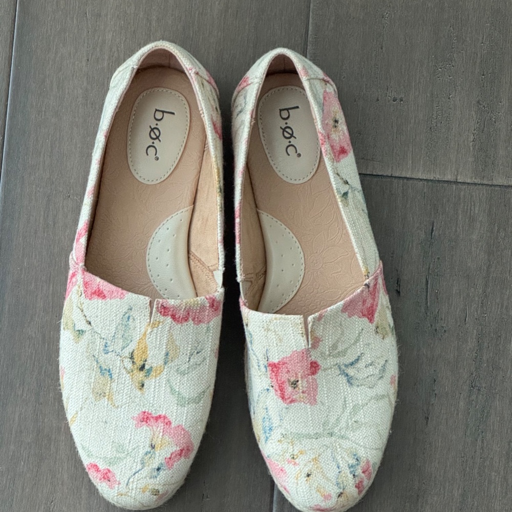 B.O.C. Born Concept Floral Canvas Slip-On Espadrille Flats Women Size 11